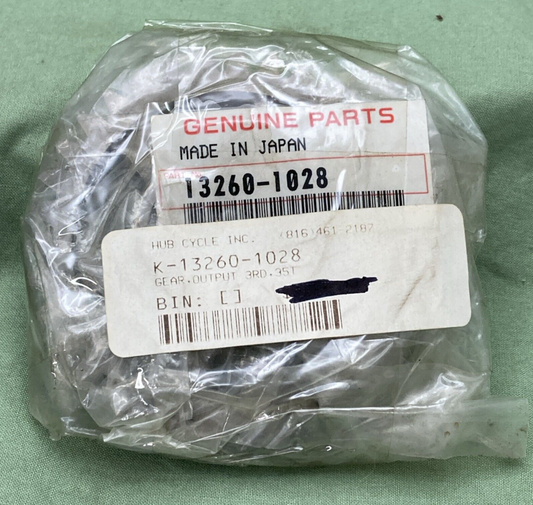 NEW GENUINE KAWASAKI 13260-1028 TRANSMISSION Gear, Output 3RD, 35T