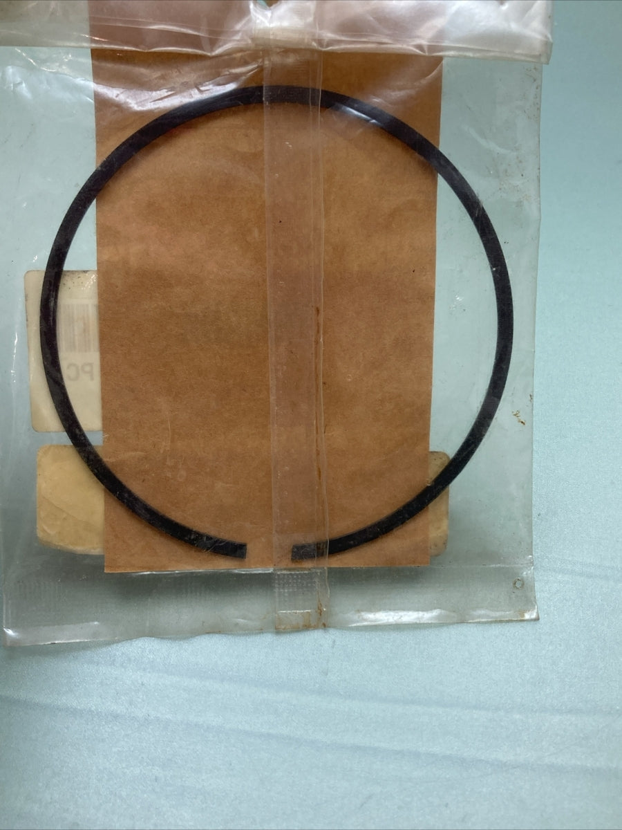NEW GENUINE YAMAHA 90468-98132 CLIP