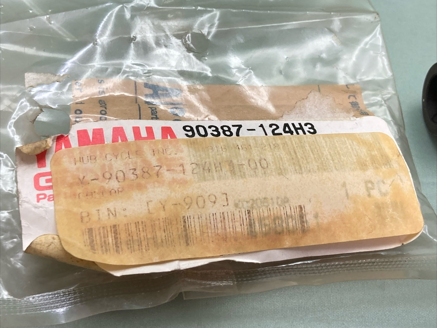 NEW GENUINE YAMAHA 90387-124H3 COLLAR