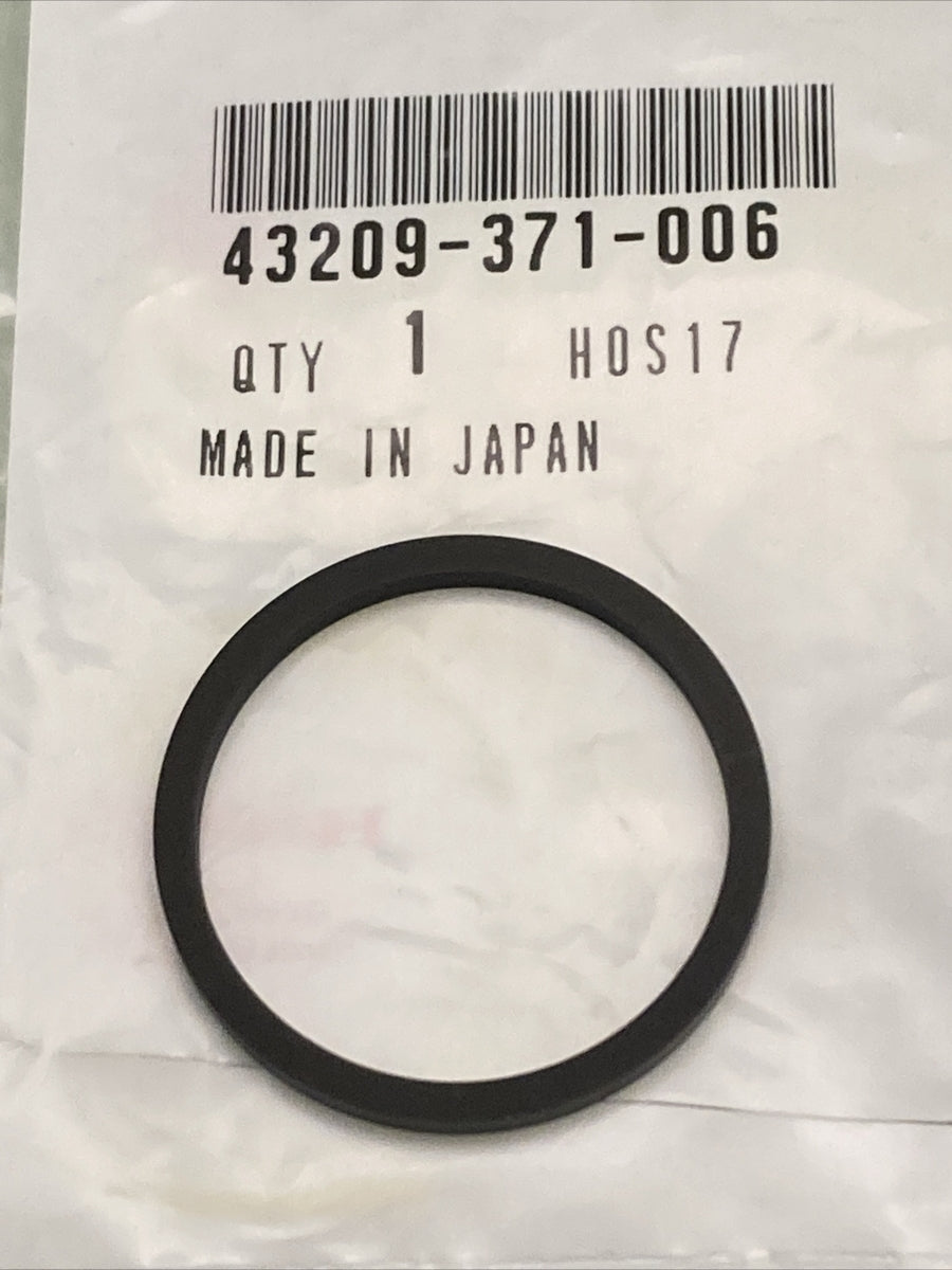 NEW GENUINE HONDA 43209-371-006 PISTON SEAL 38MM