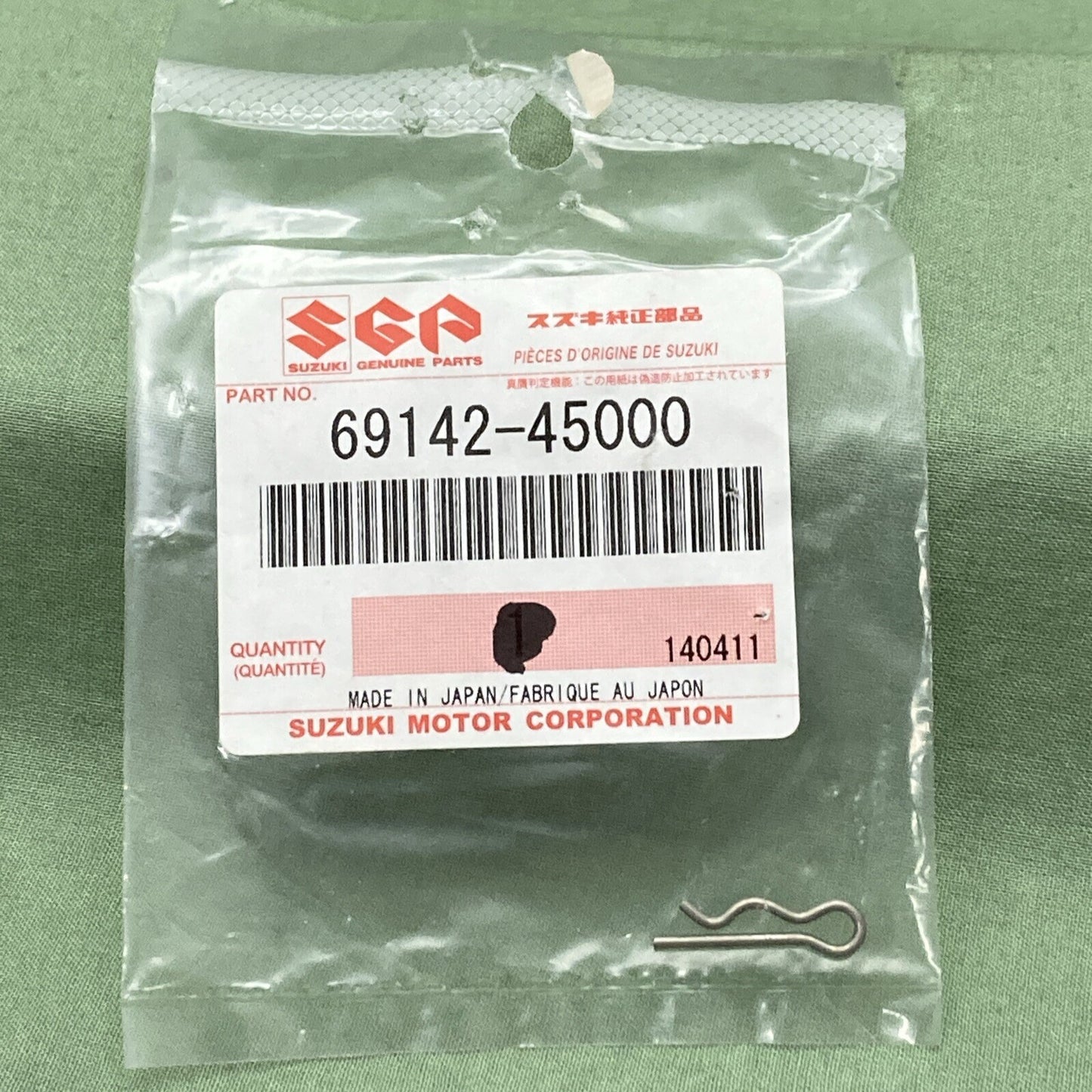 QTY 2 NEW GENUINE SUZUKI 69142-45000 REAR CALIPERS BRAKE PAD CLIP