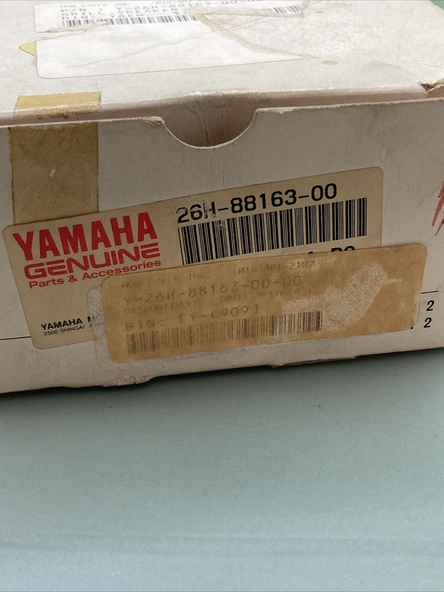 NEW GENUINE YAMAHA 26H-88163-00 GRILL, SPEAKER 1