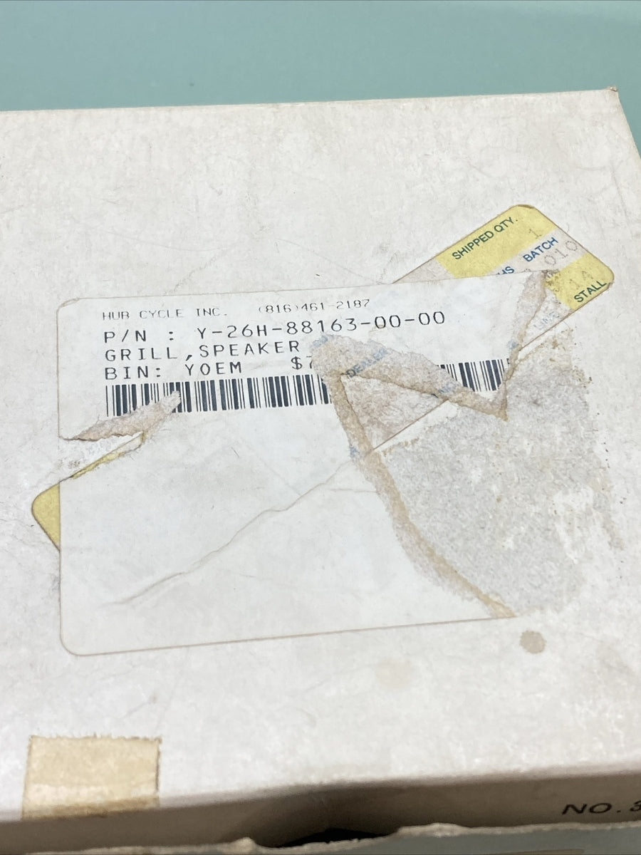 NEW GENUINE YAMAHA 26H-88163-00 GRILL, SPEAKER 1