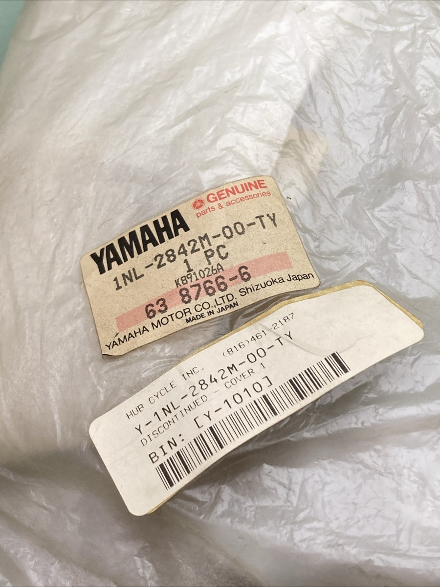NEW GENUINE YAMAHA 1NL-2842M-00-TY COVER 1 ELEGANT BRN