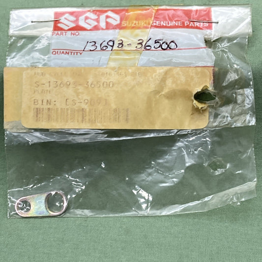 NEW GENUINE SUZUKI 13693-36500 CARBURETOR  PLATE