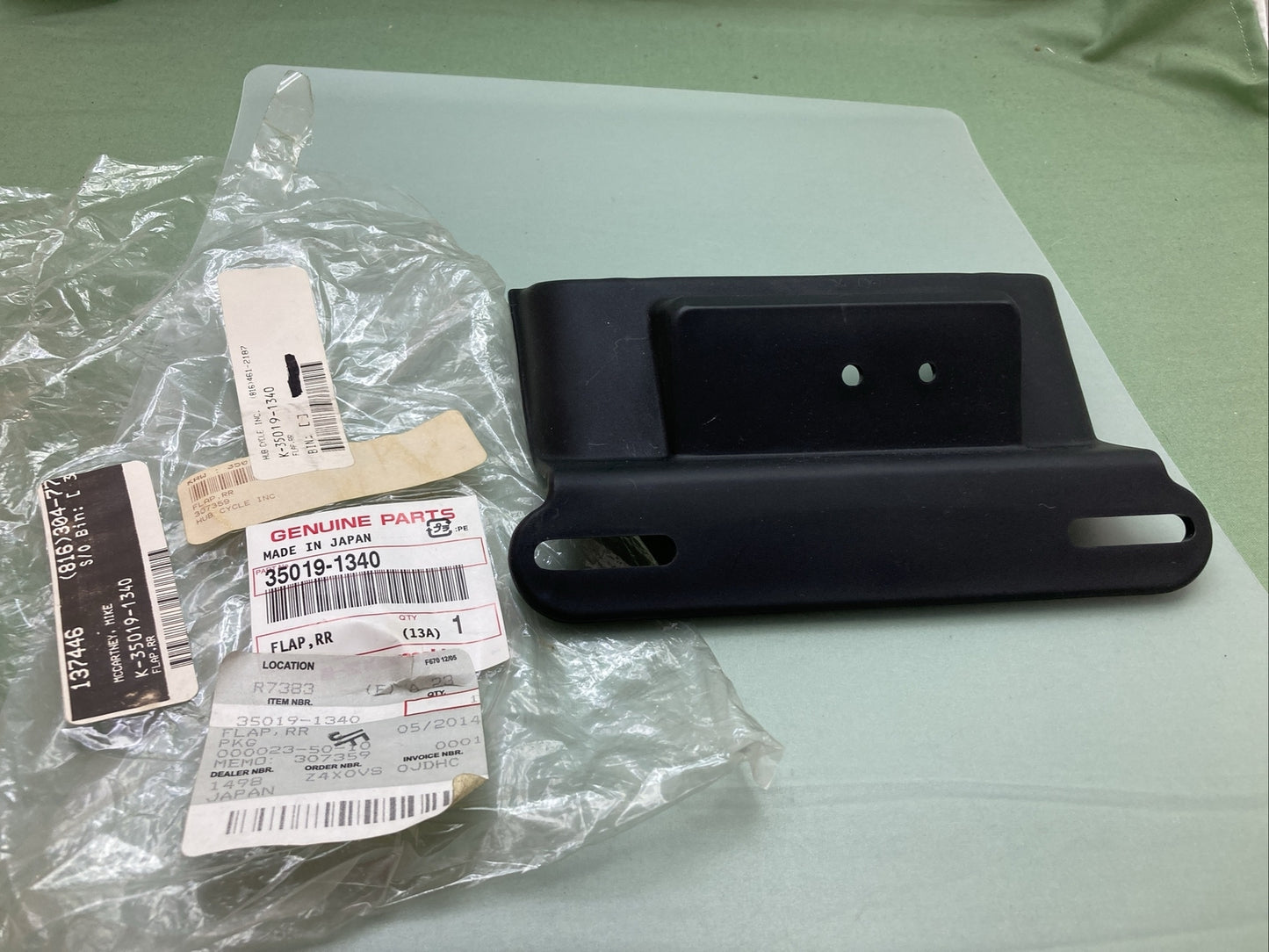 NEW GENUINE KAWASAKI 35019-1340 FLAP, RR