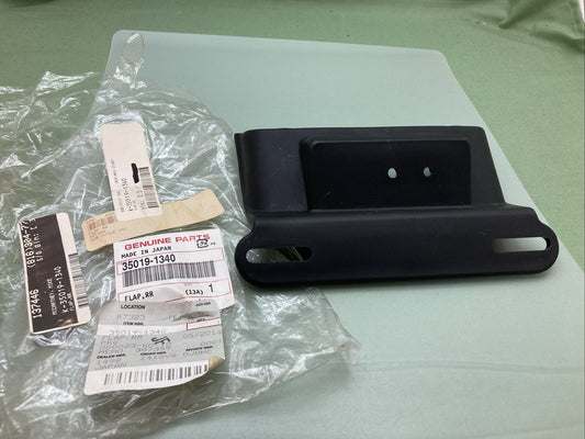 NEW GENUINE KAWASAKI 35019-1340 FLAP, RR