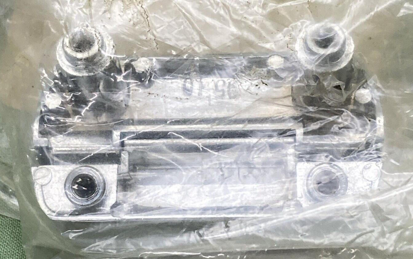 NEW GENUINE SUZUKI 95443-24A00 SIDE BAG Hinge