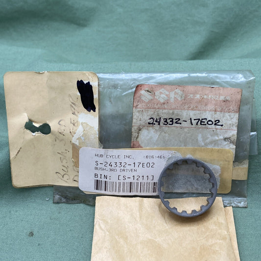 NEW GENUINE SUZUKI 24332-17E02 TRANSMISSION Bush