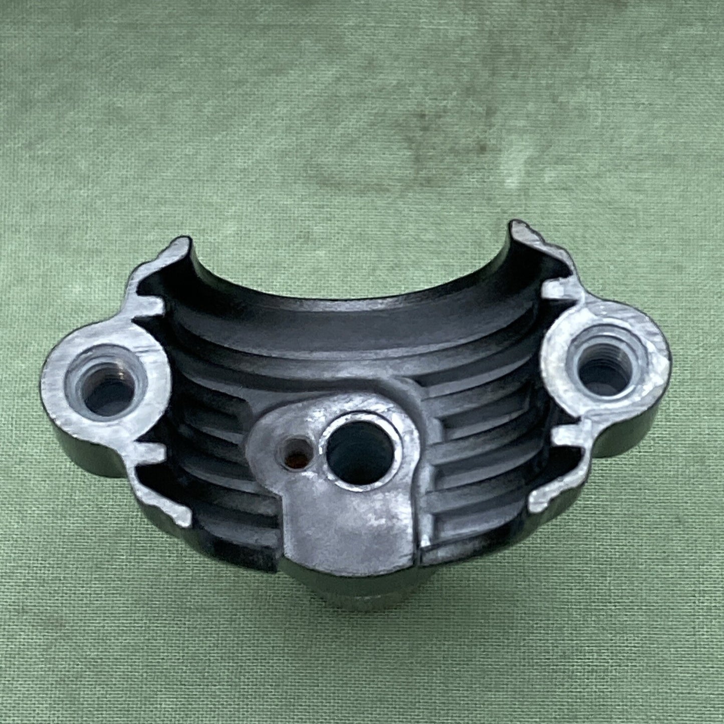 NEW GENUINE KAWASAKI 23051-1077 BRACKET-SIGNAL LAMP