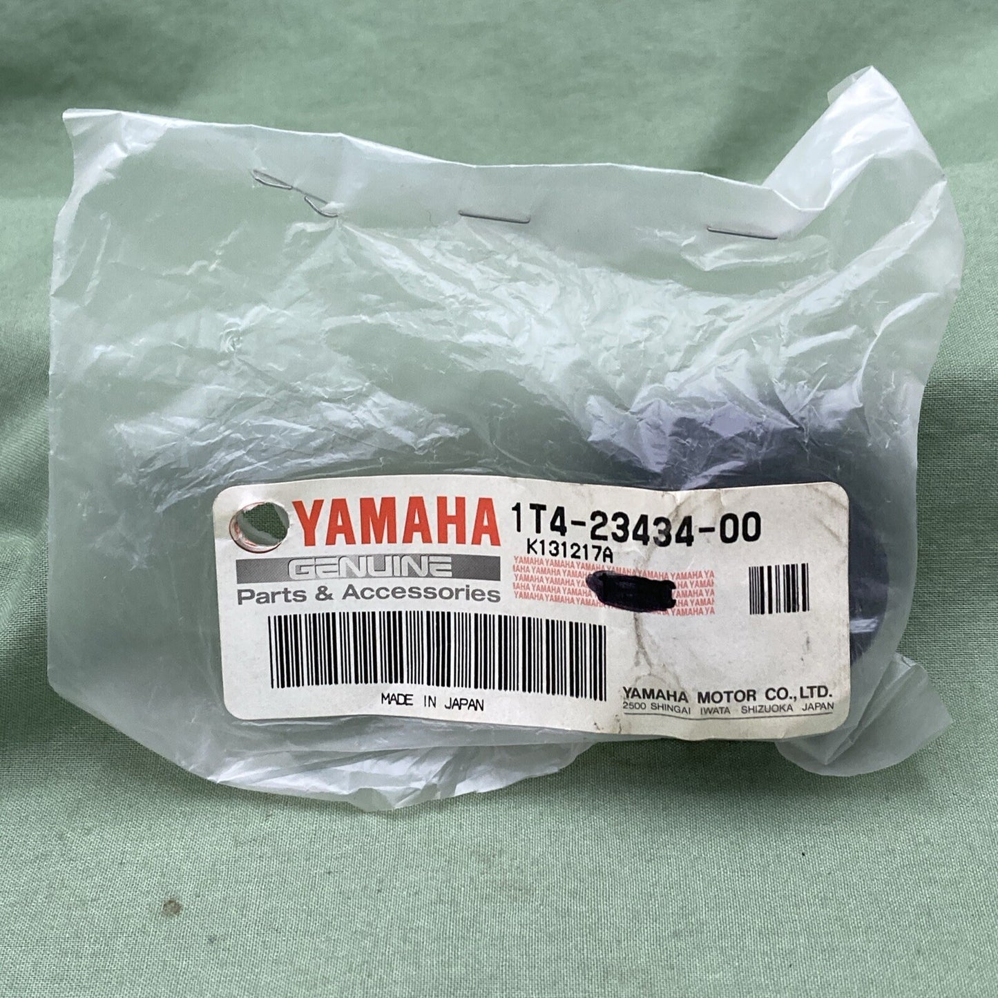 NEW GENUINE YAMAHA 1T4-23434-00 STEERING Holder, Damper