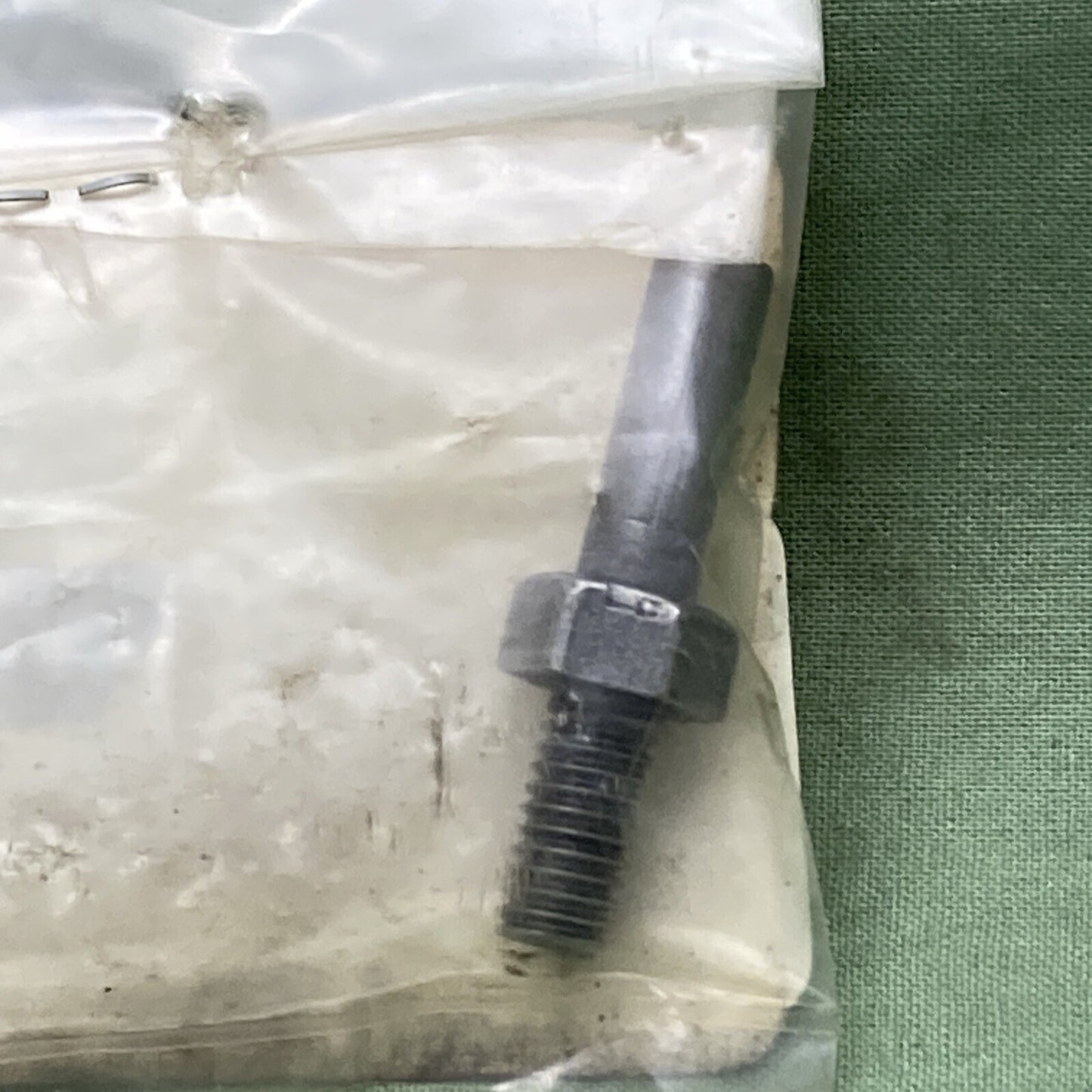 NEW GENUINE SUZUKI 26237-20400 Bolt, Kick Shaft Spring