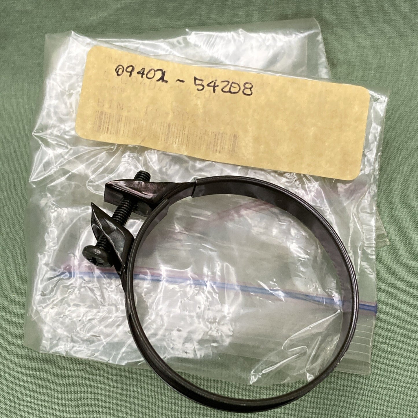 NEW REPLACES SUZUKI 09402-54208 CYLINDER HEAD Clamp