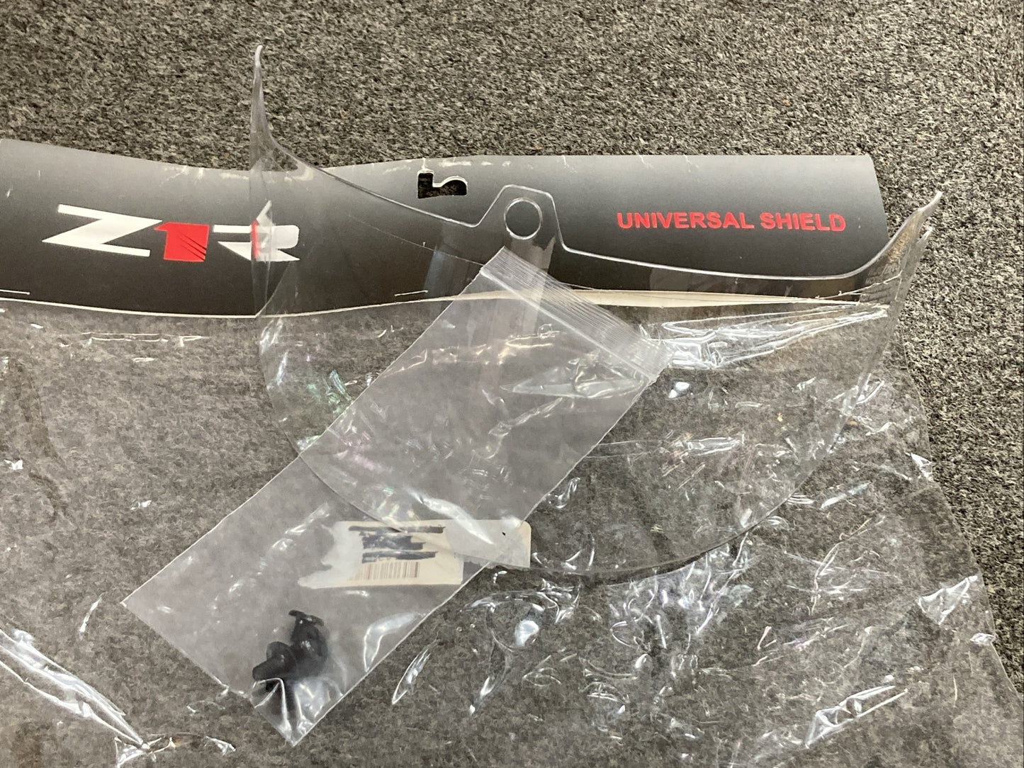 NEW Z1R 0131-0060 HELMET VISOR SHIELD CLEAR UNIVERSAL 3 SNAP W/ HARDWARE