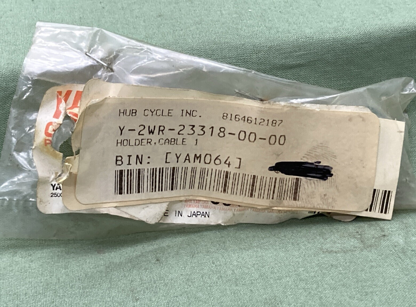 NEW GENUINE YAMAHA 2WR-23318-00-00 FRONT FORK Holder, Cable 1