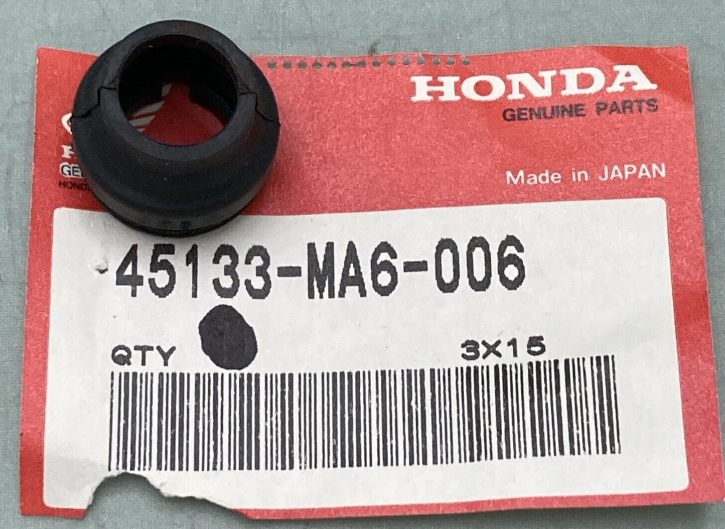 NEW GENUINE HONDA 45133-MA6-006 FRONT BRAKE CALIPER BOOT