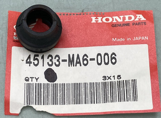 NEW GENUINE HONDA 45133-MA6-006 FRONT BRAKE CALIPER BOOT