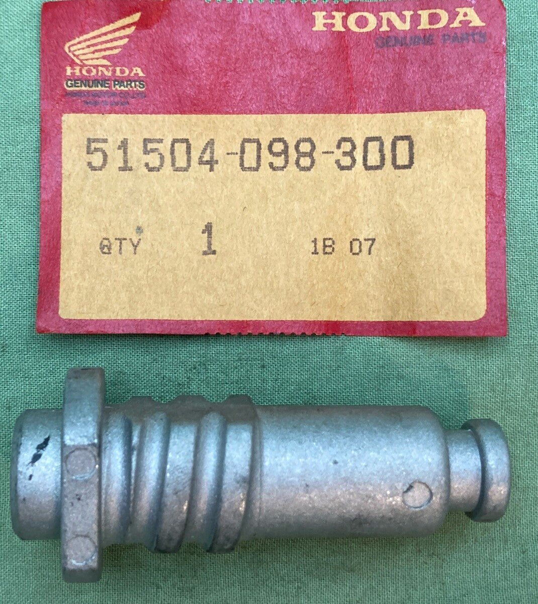 NEW GENUINE HONDA 51504-098-300 HOLDER, FR. FORK SPRING (UPPER)