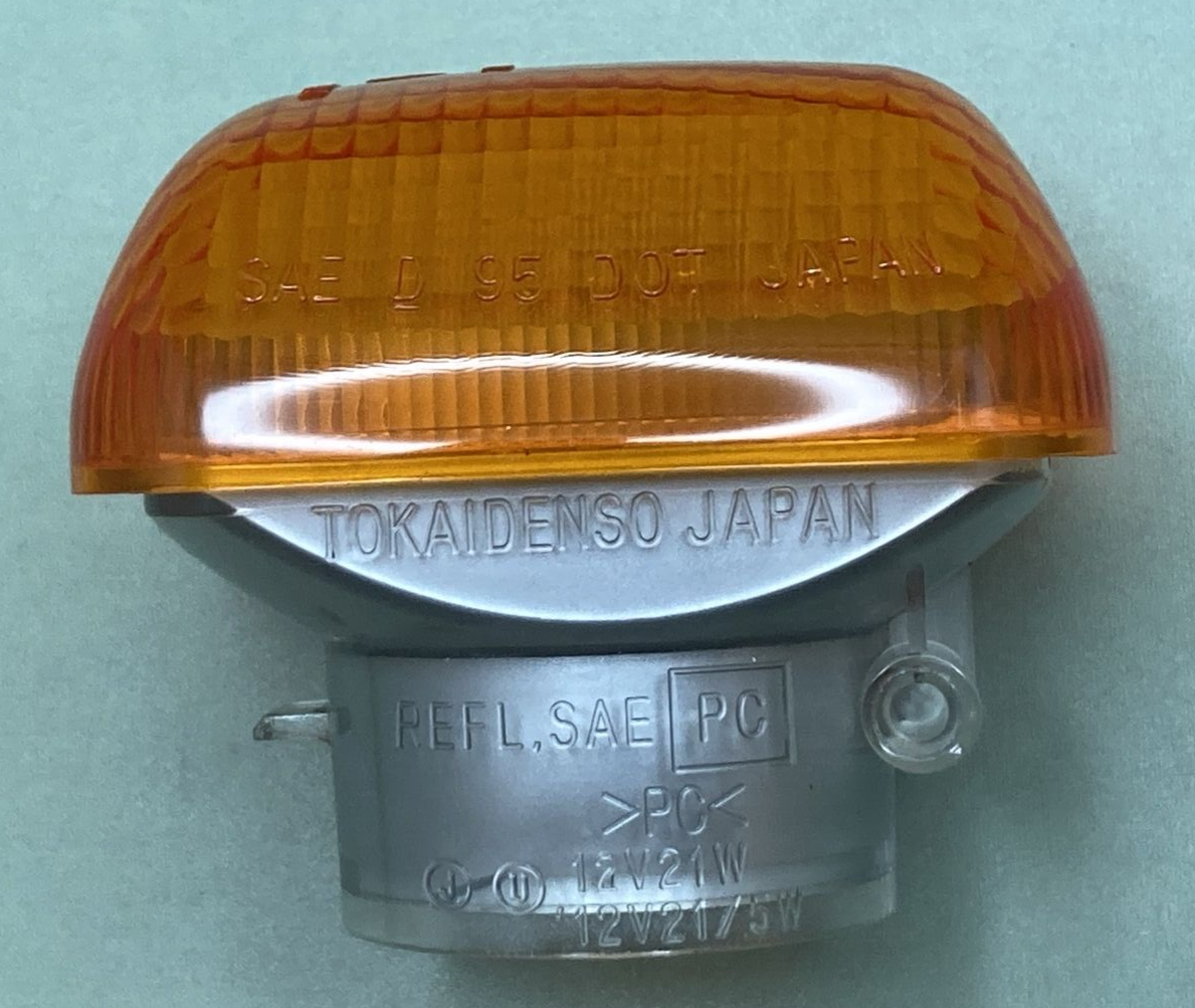 NEW TOKAIDENSO 35600-83 Turn Signal Right HOUSING Suzuki TL1000S 97-01