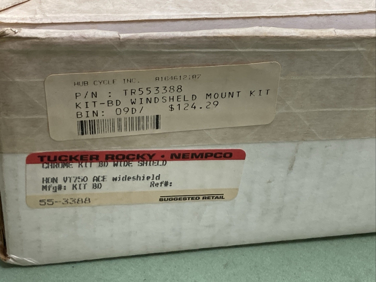 NEW REPLACES HONDA 55-3388 MOUNTING KIT, WINDSHIELD VT750