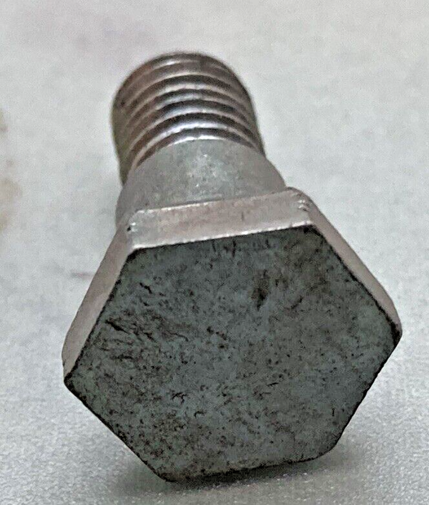 NEW REPLACES HONDA 90128-001-811  BOLT, SPROCKET