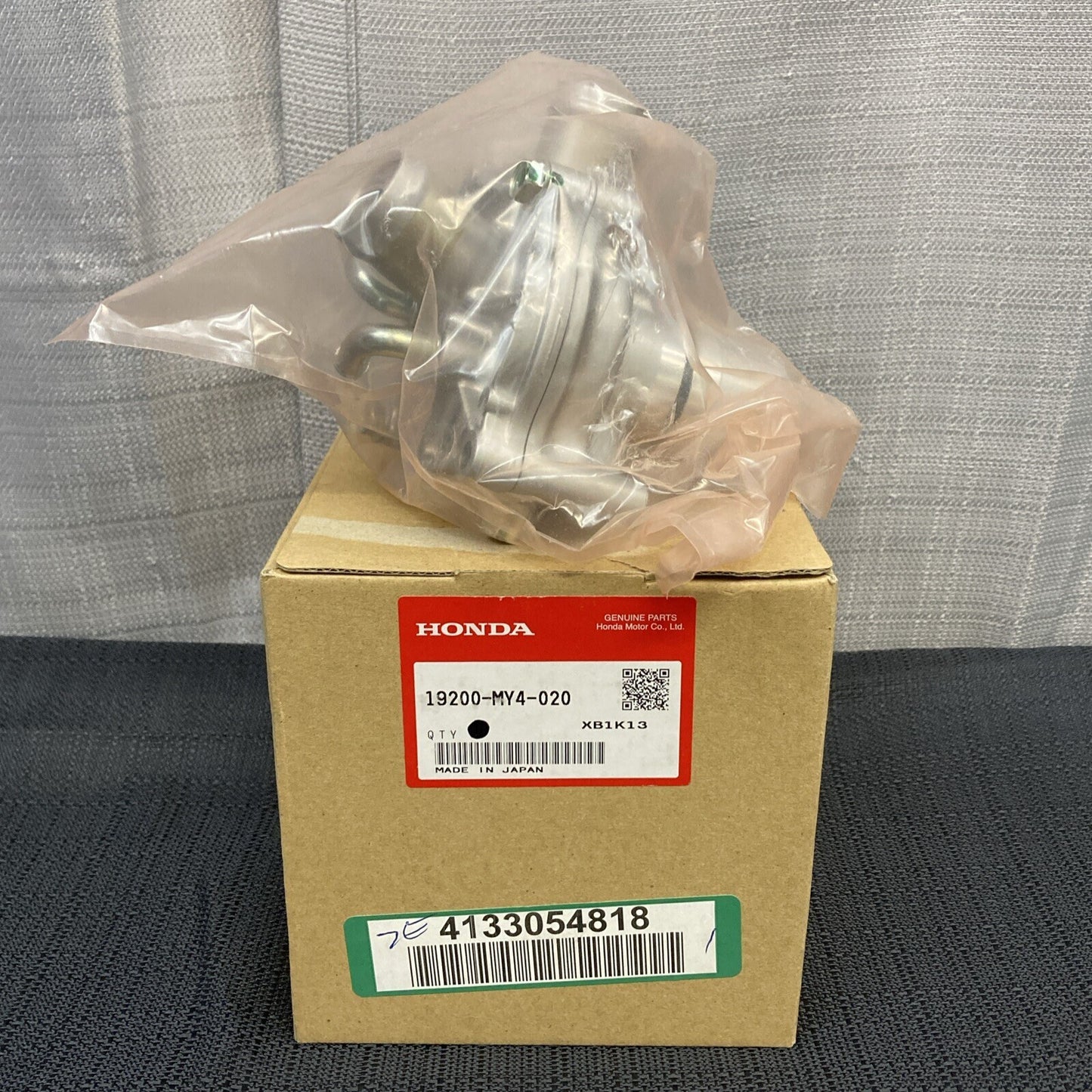 NEW GENUINE HONDA 19200-MY4-020 Water Pump Assembly