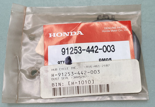 NEW GENUINE HONDA 91253-442-003 REAR WHEEL Dust Seal (30X52X7)