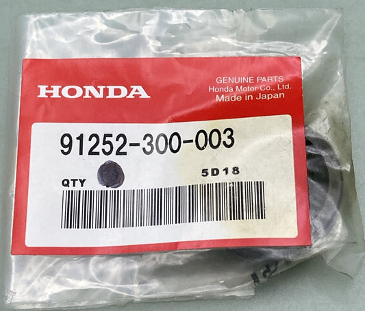 NEW GENUINE HONDA 91252-300-003 FRONT WHEEL Dust Seal (22X36X8)