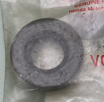 NEW GENUINE HONDA 91251-ZW5-003 REAR COVER Oil Seal (14X26X6)