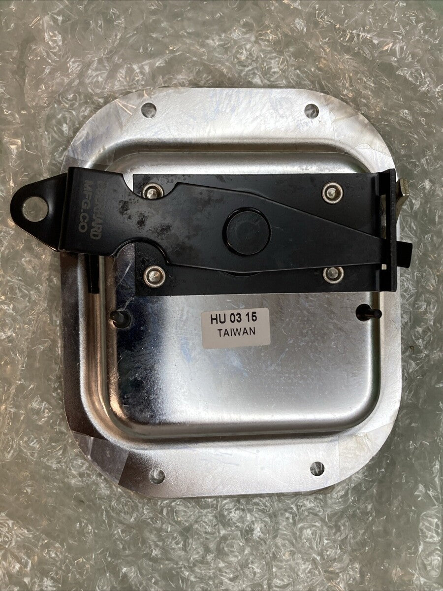 NEW GENUINE PACCAR 20-08180L HANDLE INSIDE RELEASE DOOR LATCH 04307-9