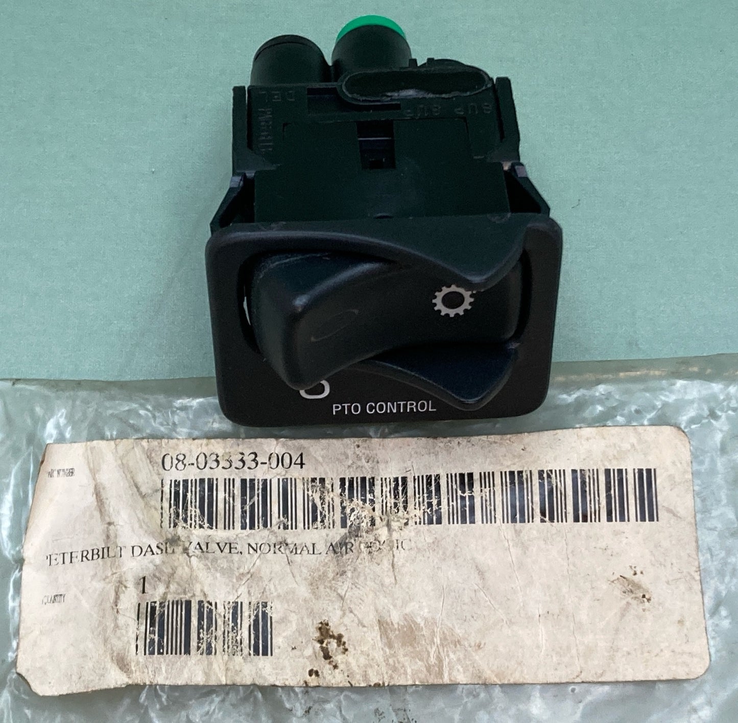 NEW GENUINE PETERBILT 08-03333-004 VALVE-AIR ROCKER OPERATED PTO