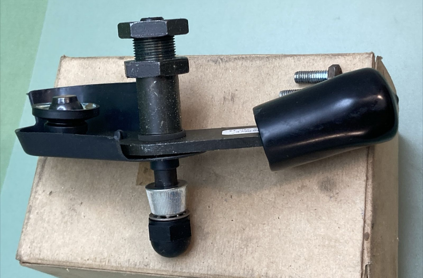 NEW GENUINE PACCAR GS4909 PIVOT-ASSEMBLY DRIVERS SIDE GS4909-1