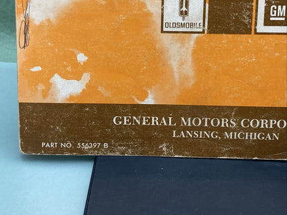 OLDSMOBILE 556397 OWNER'S MANUAL DELTA 88- CUSTOM CRUSIER- 98 SERIES, 1977