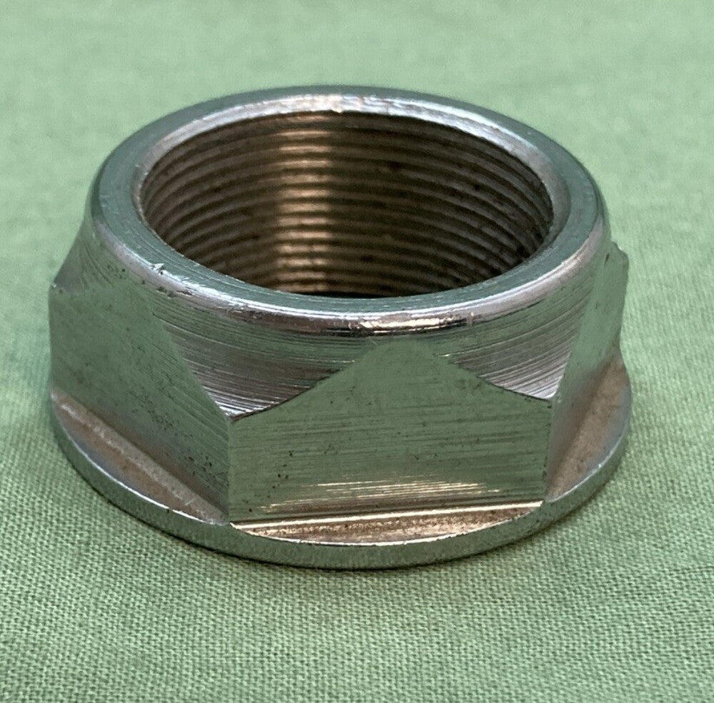 NEW REPLACES HONDA 90301-147-000 NUT, STEERING STEM