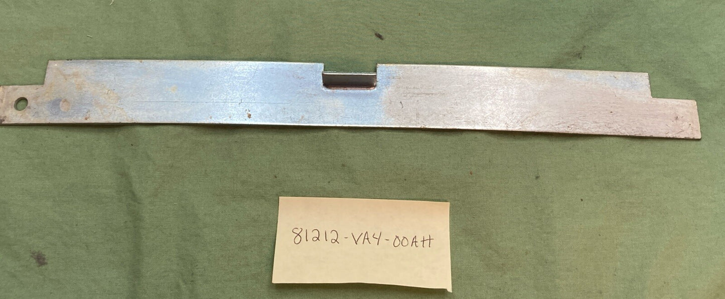 NEW REPLACES HONDA 81212-VA4-00AH MOUNTING BRACKET
