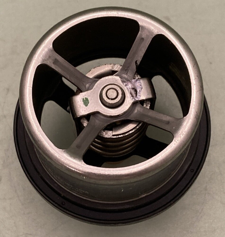 NEW GENUINE PACCAR 1861616 THERMOSTAT COOLANT