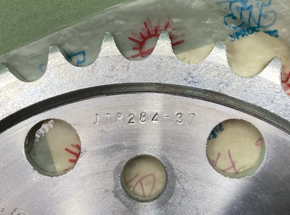 NEW GENUINE JT JTR284.37 37 T REAR SPROCKET HONDA
