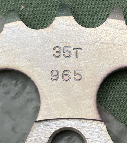 NEW GENUINE SUNSTAR 2-301735 35 TOOTH STEEL REAR SPROCKET HONDA H01-965-000-35