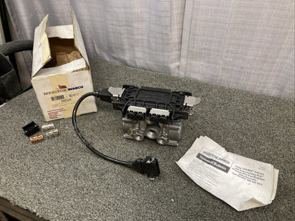 NEW MERITOR WABCO R955320 ABS VALVE AND ECU TCS2 ASSMY. KIT