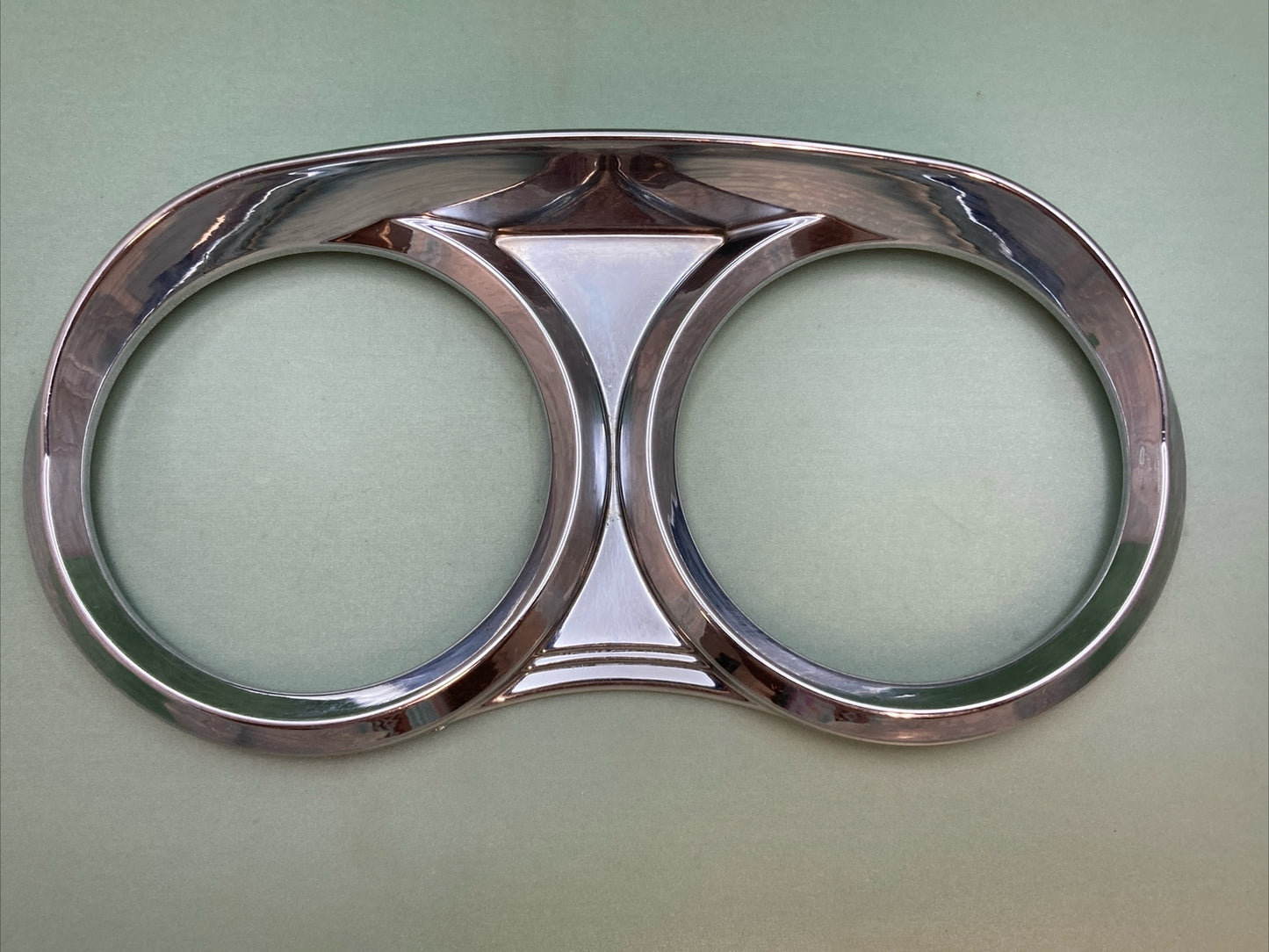 NEW GENUINE UP 41254 CHROME PLASTIC CENTER DUAL GAUGE COVER FOR PETERBILT