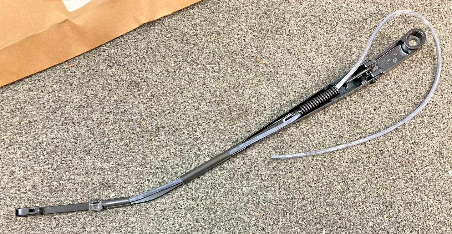 NEW REPLACES PACCAR 1501-002 WINDSHIELD WIPER ARM