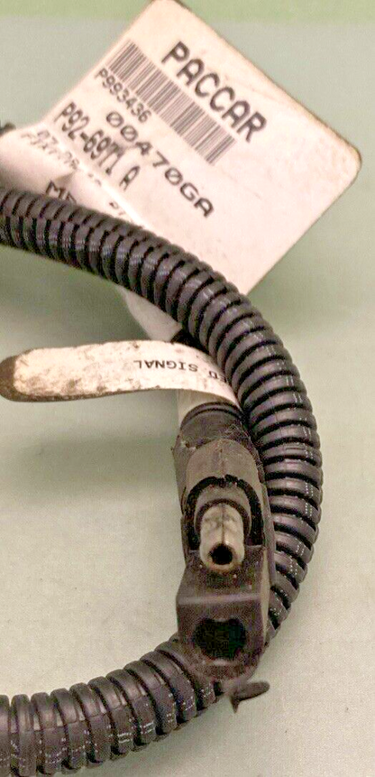 NEW GENUINE PACCAR P92-6971 PETERBILT Harness Speed Sensor Adapter