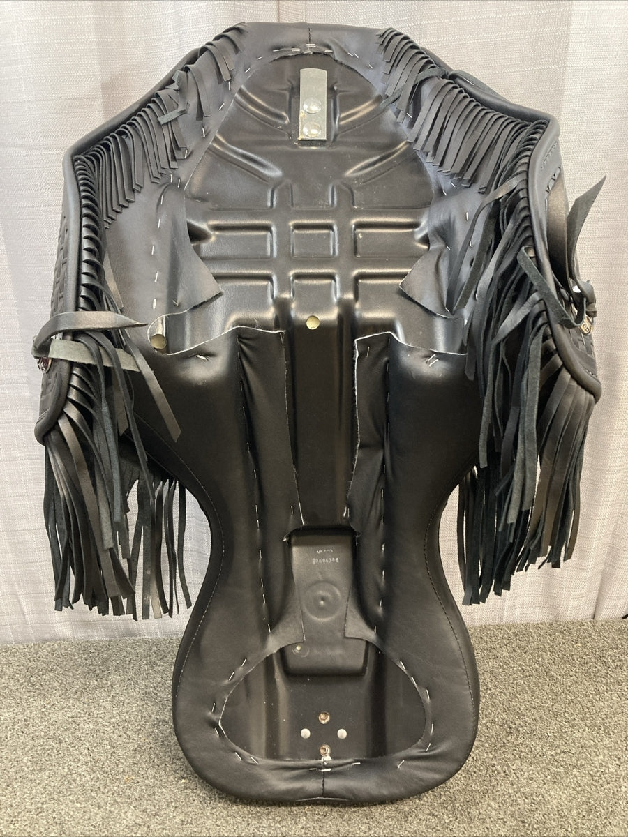 NEW GENUINE HARLEY DAVIDSON 52416-99 FLSTS BUCKET SEAT WITH BLACK TRIM HERITAGE