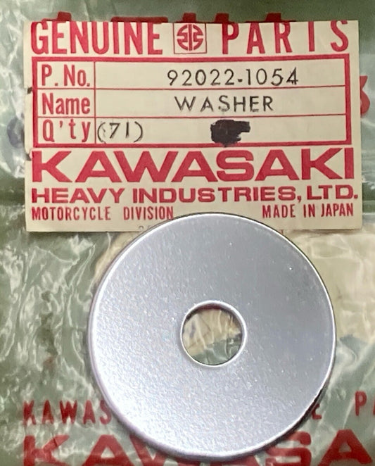 QTY 2 NEW GENUINE KAWASAKI 92022-1054 WASHER HEAD LAMP