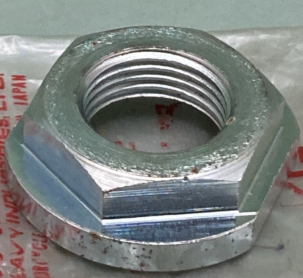 NEW GENUINE KAWASAKI 92015-075 NUT 18MM TRANSMISSION