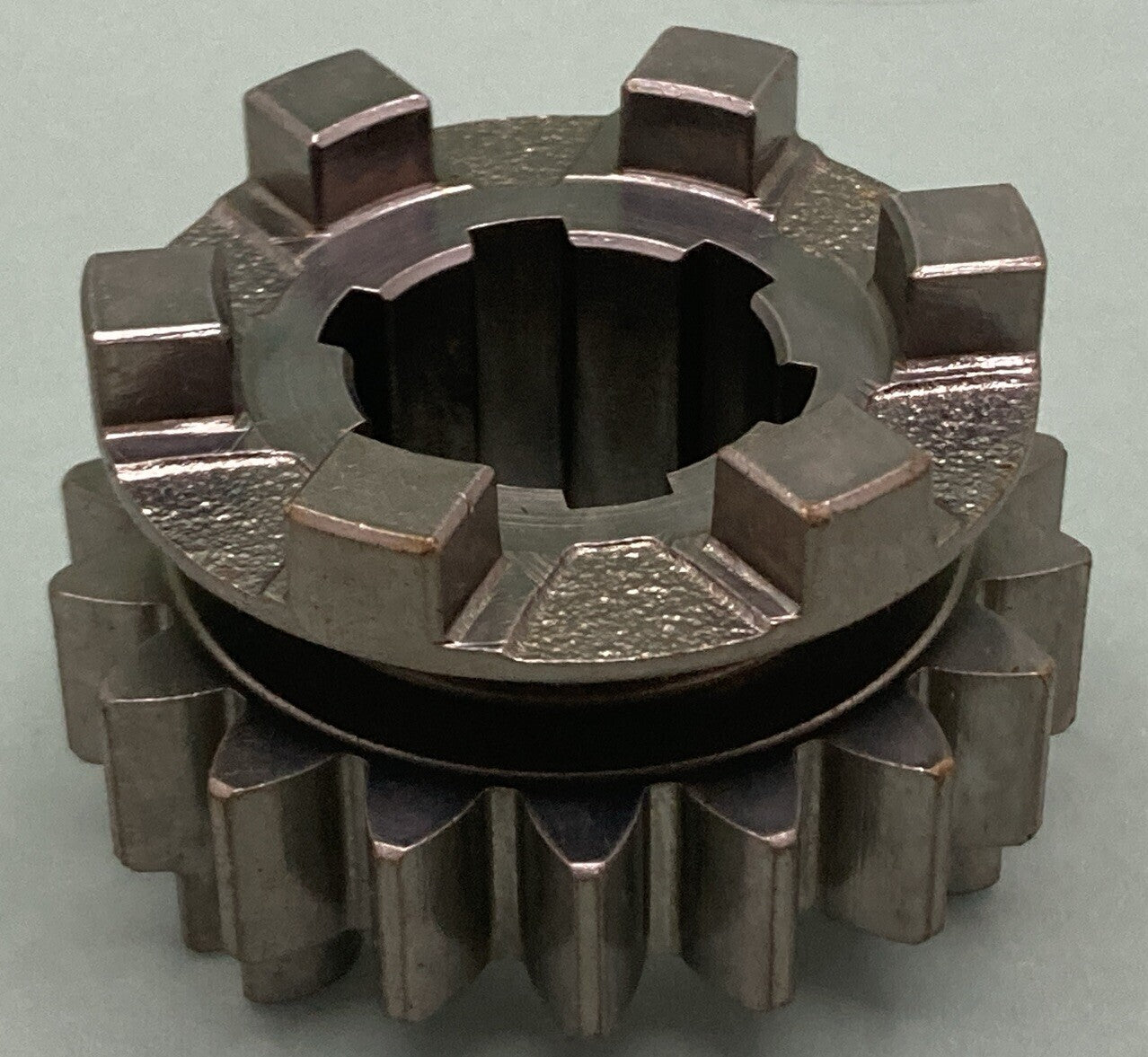 NEW GENUINE KAWASAKI 13135-009 4TH GEAR-OUTPUT 18 T