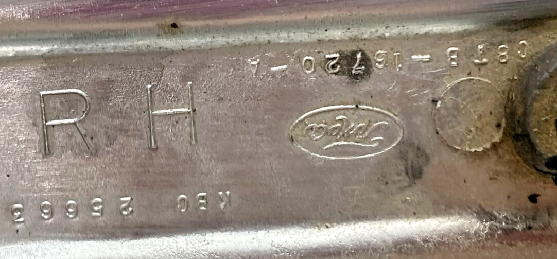 FORD F100 LH C8TB-16721-A / RH C8TB-16720-A HOODSIDE EMBLEMS 67-72