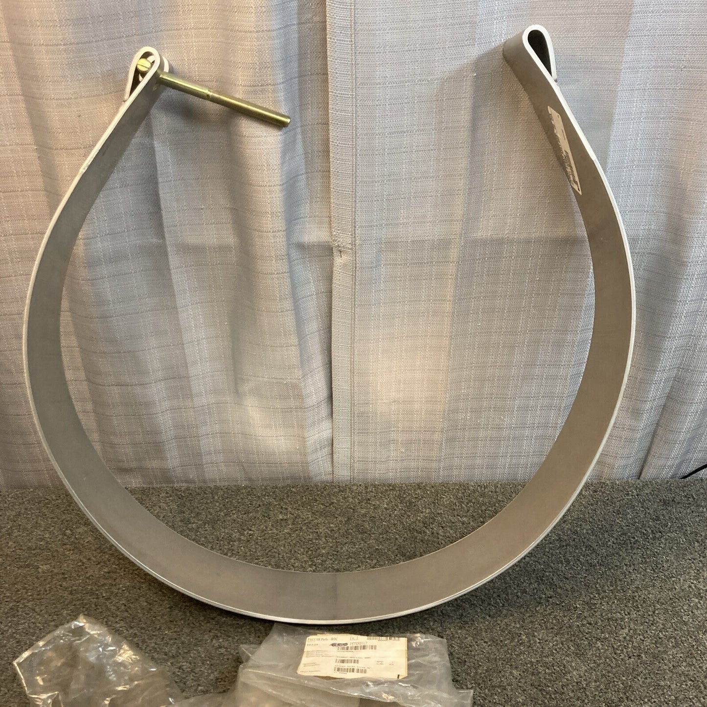 NEW REPLACES PETERBILT 11-03596 FUEL TANK STRAP 26" ALUMINUM