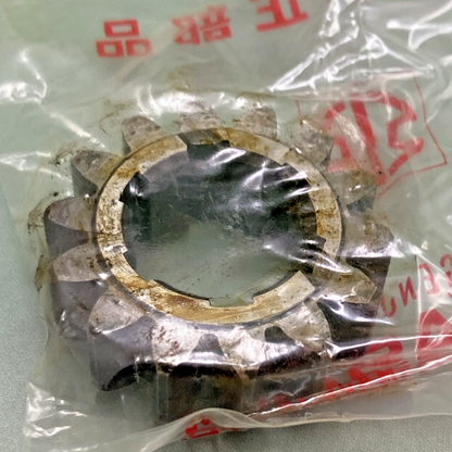 NEW GENUINE KAWASAKI 13130-021 2nd Gear Driveshaft 14 T