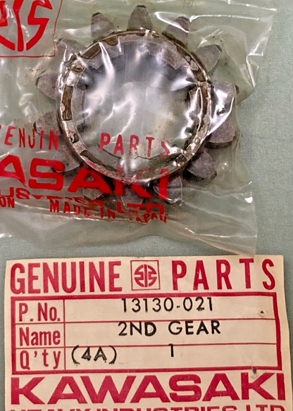 NEW GENUINE KAWASAKI 13130-021 2nd Gear Driveshaft 14 T